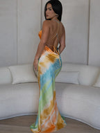 Colorful Swing Collar Maxi Dress With Metal Chain Backless