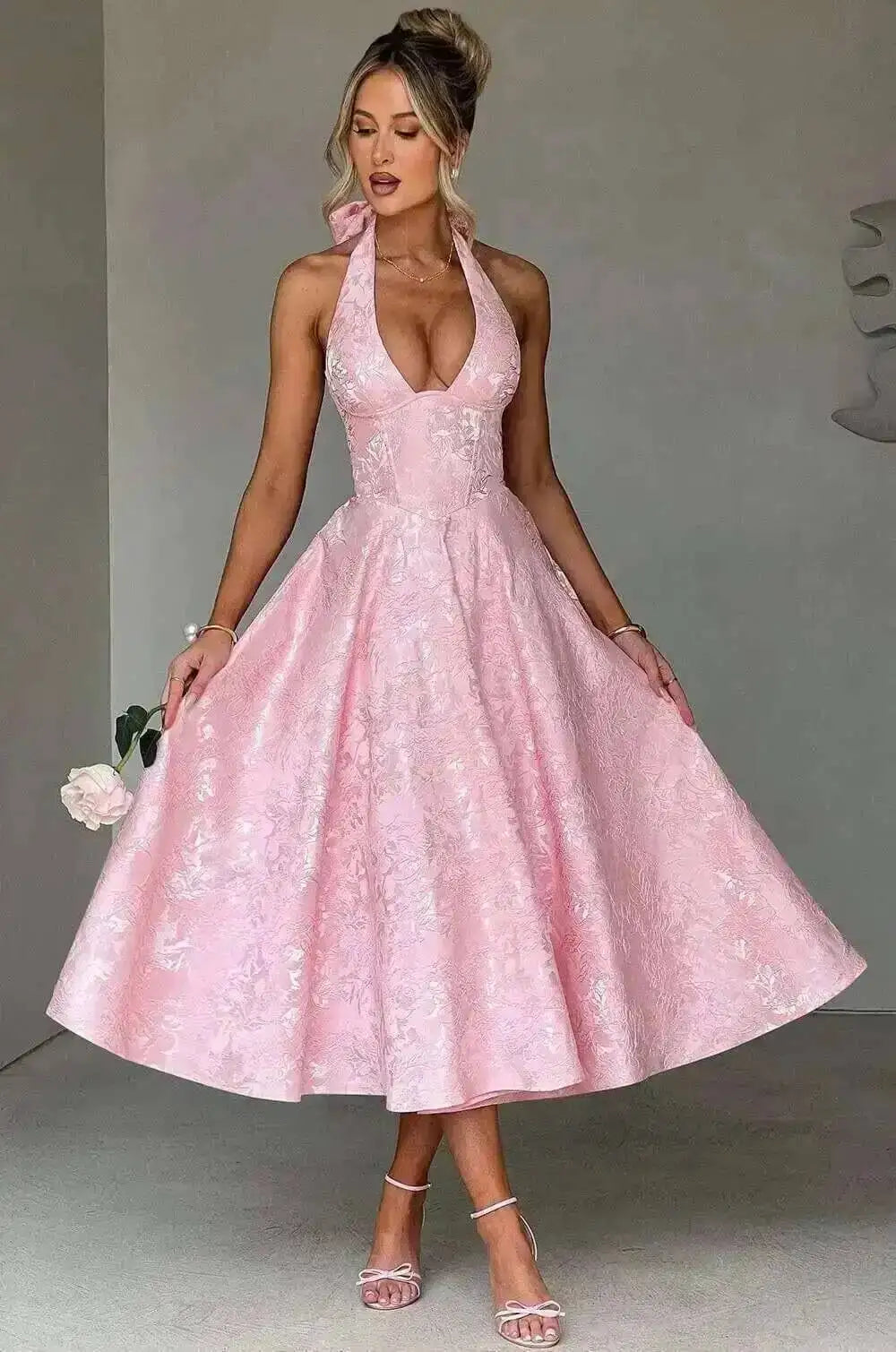 Backless Halter Evening Dress With Lace Jacquard For Elegant Special Occasions