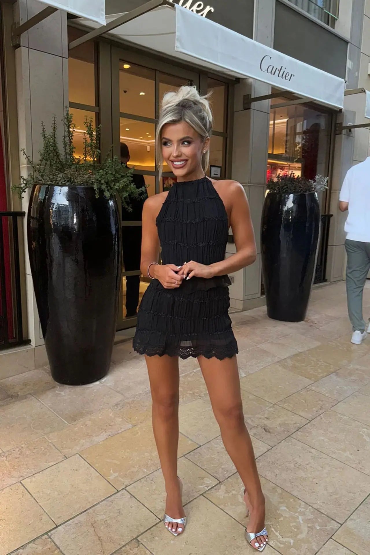Halter Neck Backless two piece Pleated Skirt Set