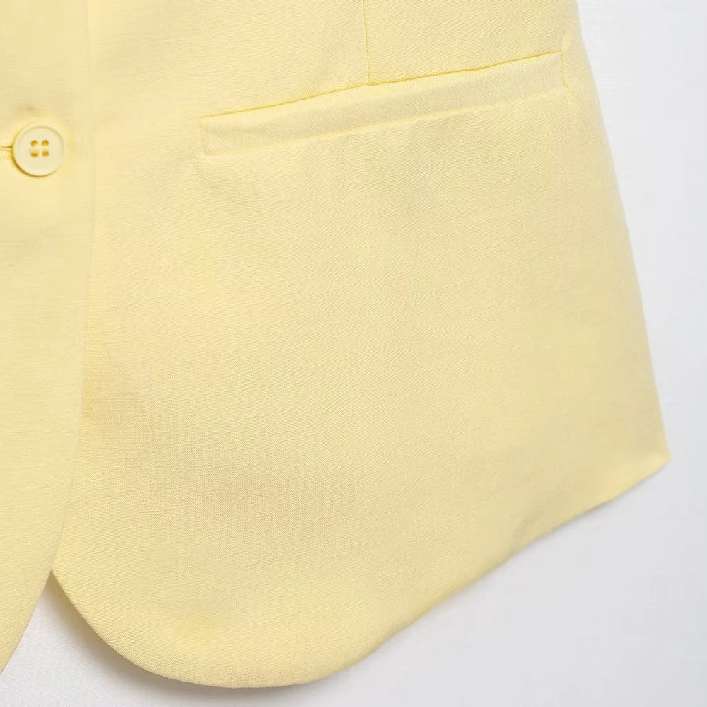 Buttoned Waistcoat Two Piece Shorts Set With Mid-Waist Pockets