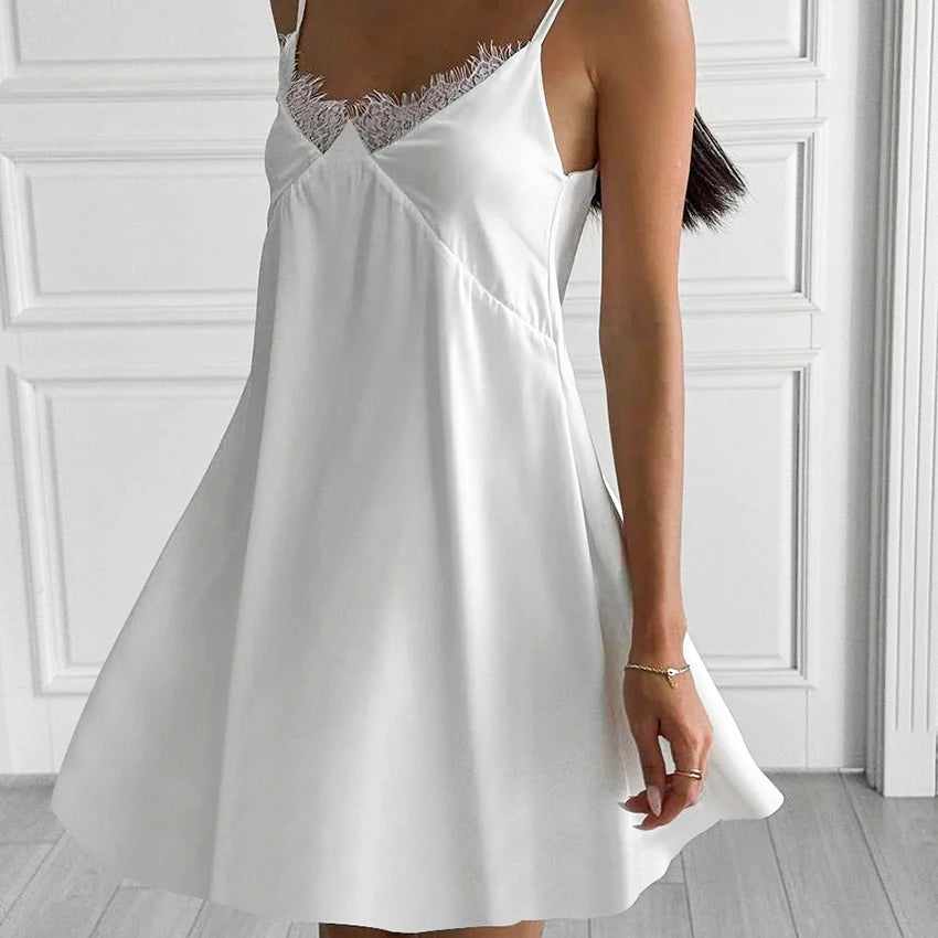 Sexy White Spaghetti Strap Short Lace Pullover Ruched Backless Nightgown