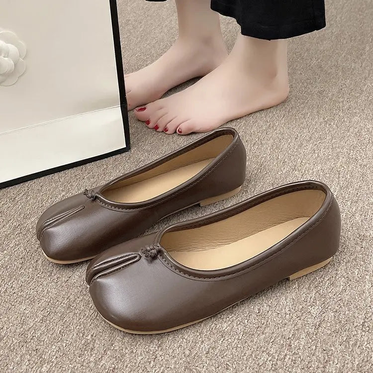 Tabi Style Leather Flats For Women Cozy Split Toe Slip On Shoes