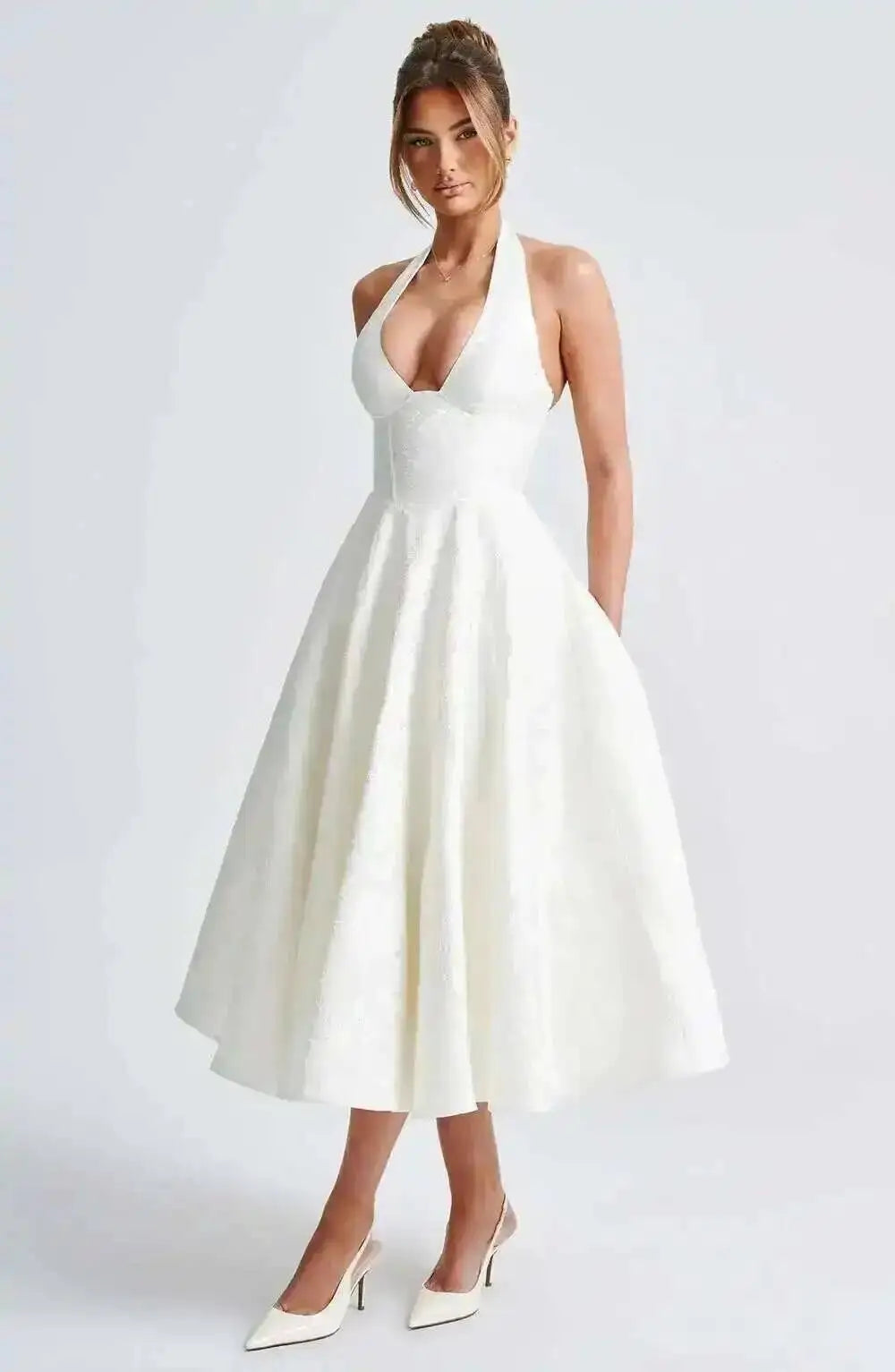 Backless Halter Evening Dress With Lace Jacquard For Elegant Special Occasions