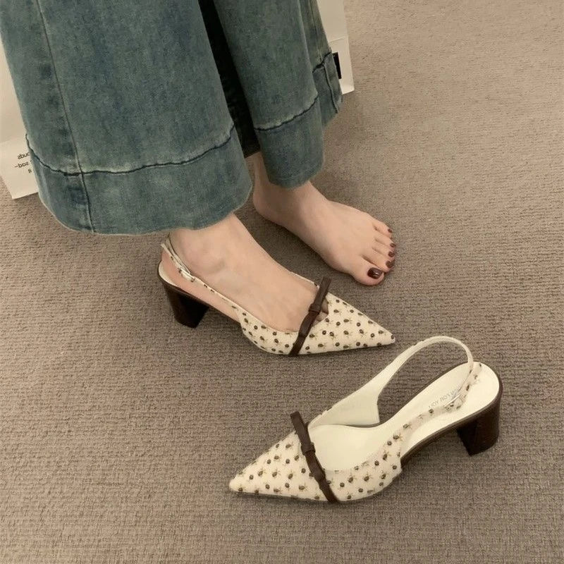 Closed Toe Buckle Sandals With Comfortable Chunky Heel