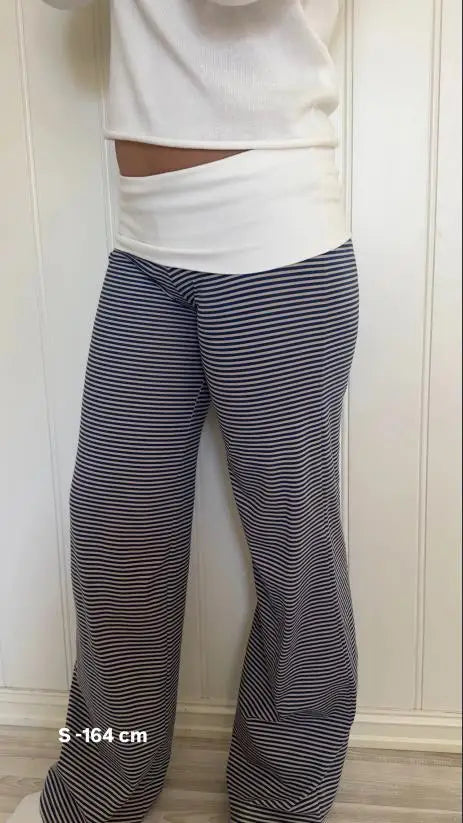 Relaxed Contrast Trim Elastic-Waist Straight-Leg Lounger Pants