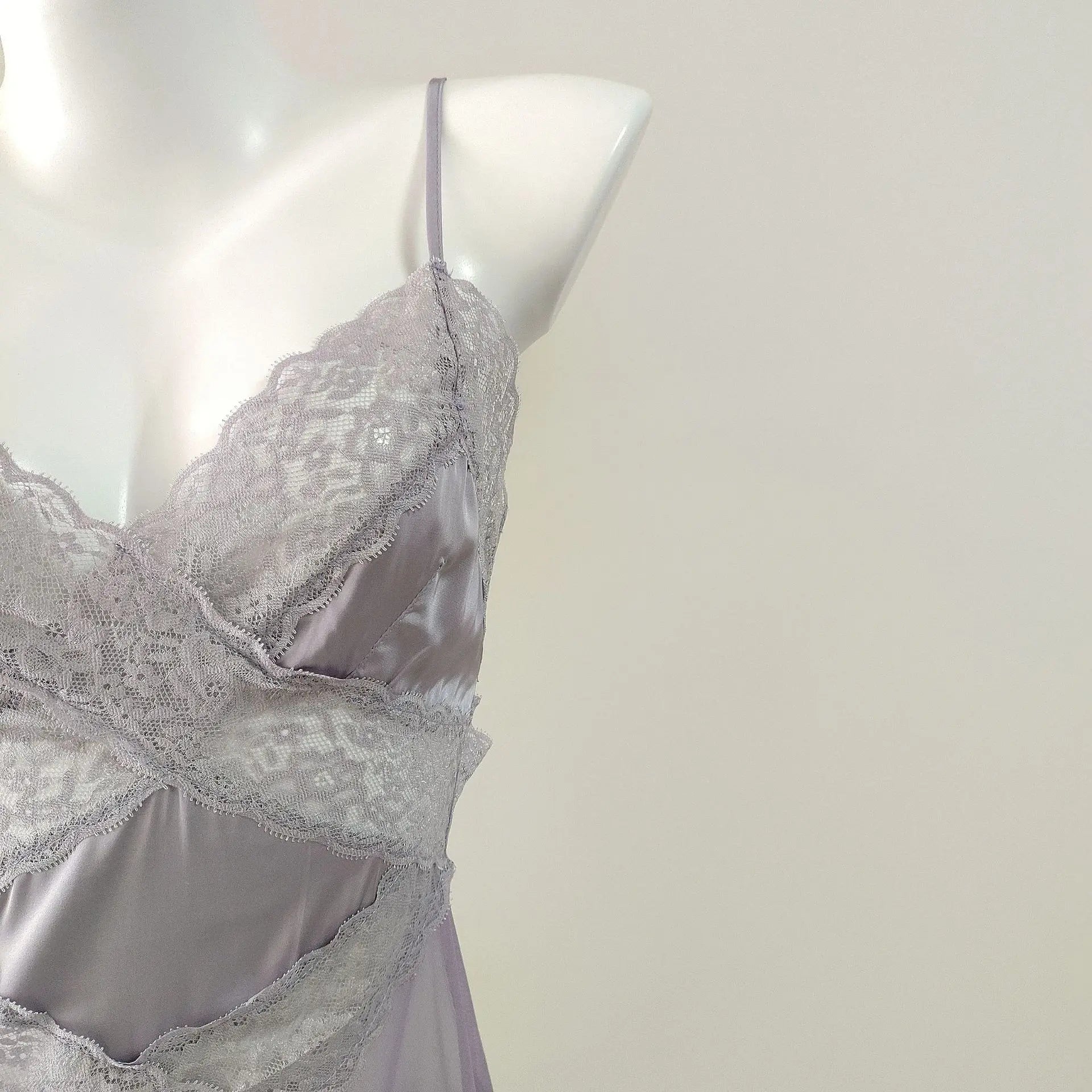 Dreamy Ice Silk With Lace Suspender Detail