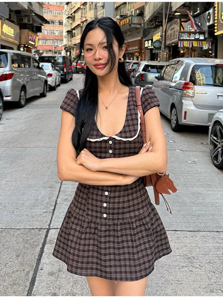 Vintage Gingham Dress With Peter Pan Collar And Lace Trim