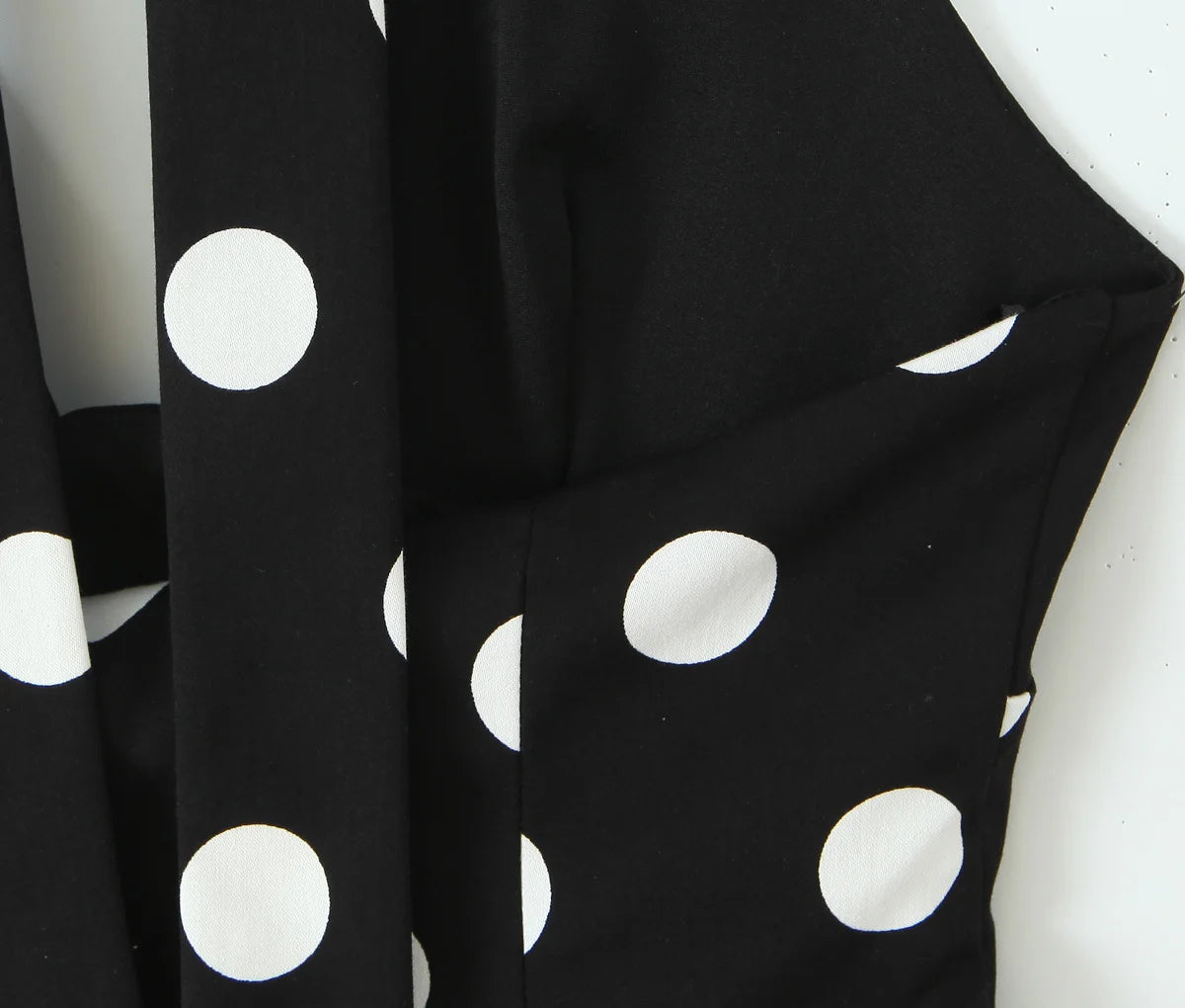 Women Fashion Sleeveless Backless Sexy Black Polka Dot Bow Neck Halter Top