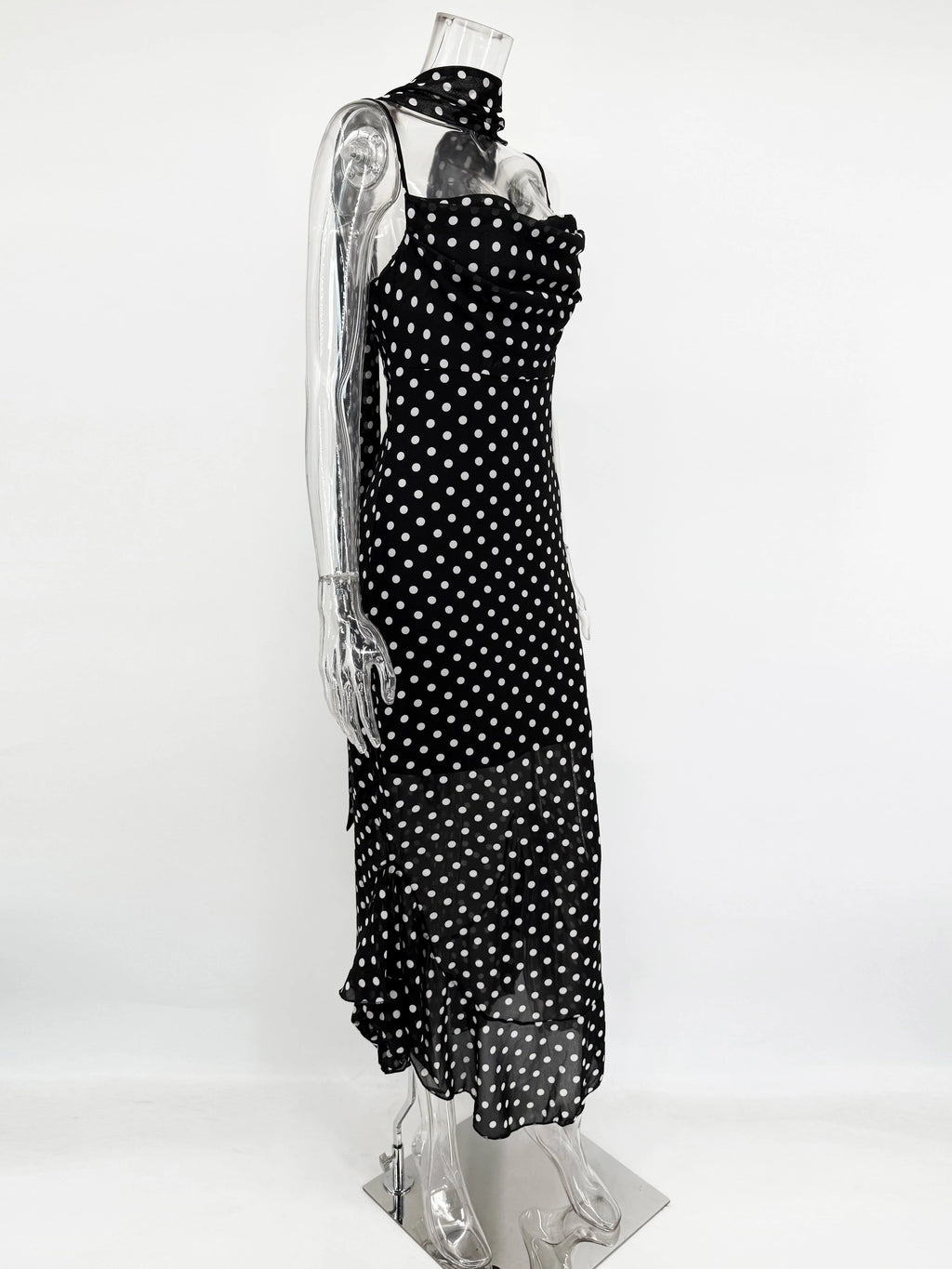 Elegant Polka Dot Halter Sleeveless Maxi Dress With Pleated Skirt And Ribbon Scarf