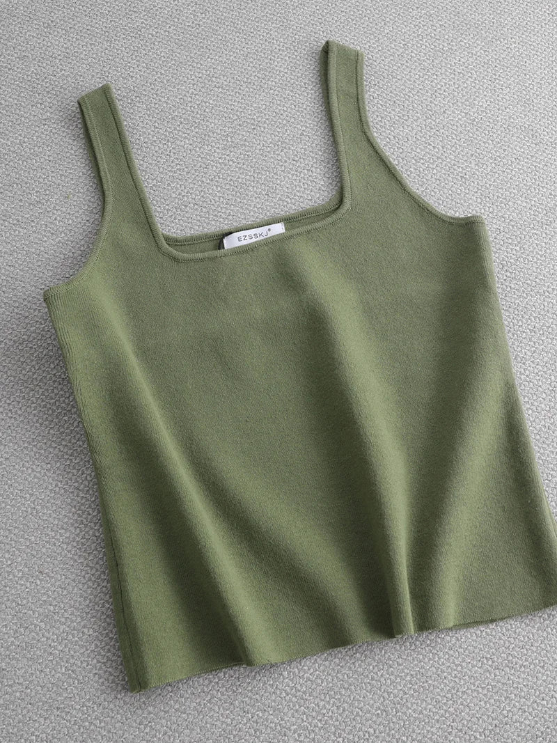 White Knit Tank With U Neck Sleeveless Summer Tee Vintage