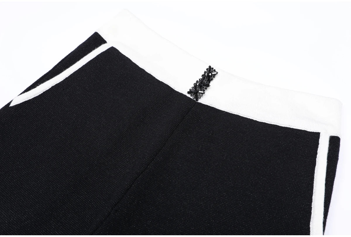 Diamond Buckle Knit Top With Elastic Fit Long Sleeve Pullover Round Neck For Women