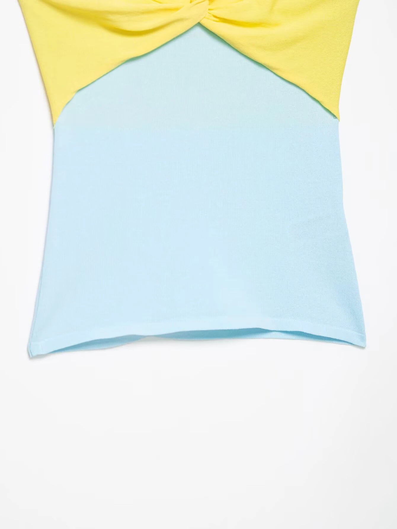 Breeze Knit Top With Knot Detail For A Silky Slim Fit