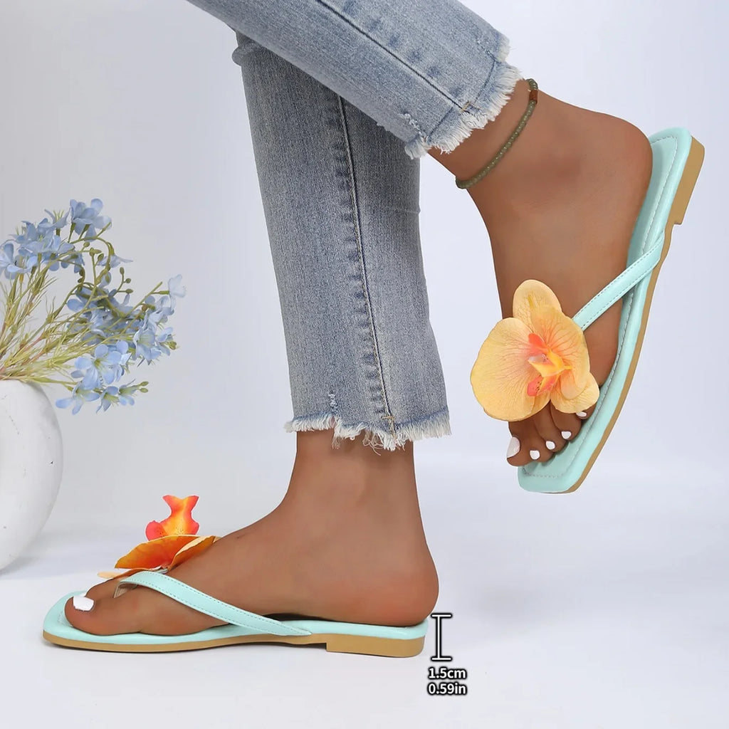 Clip Toe Flower Sandals With Square Front And Comfortable Flat Sole For Summer
