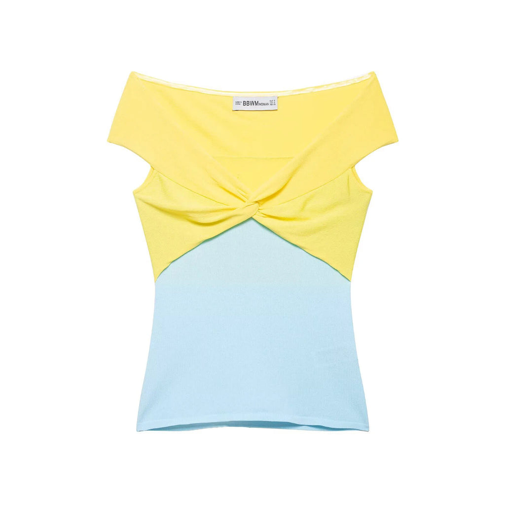 Breeze Knit Top With Knot Detail For A Silky Slim Fit