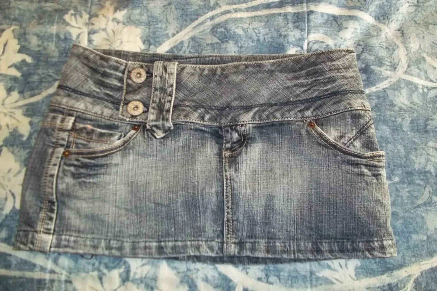 Y2K Denim Mini Skirt With Printed Motif High Waist