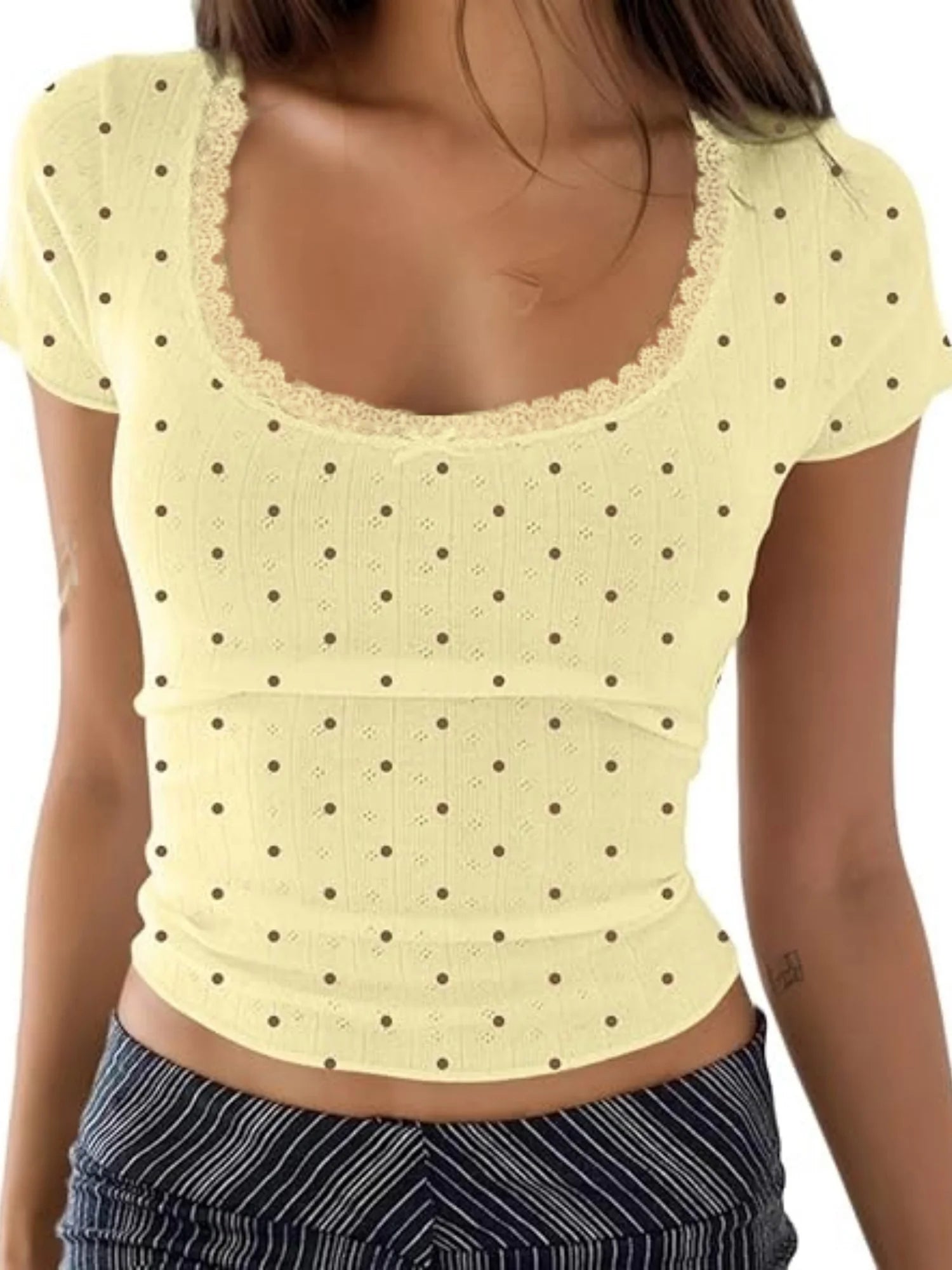 Y2K Polka Dot Crop Top With Lace Trim And Scoop Neck Short Sleeve Tee