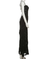 Chic Floral Embroidered Backless Maxi Dress With Low Neck And Crossback