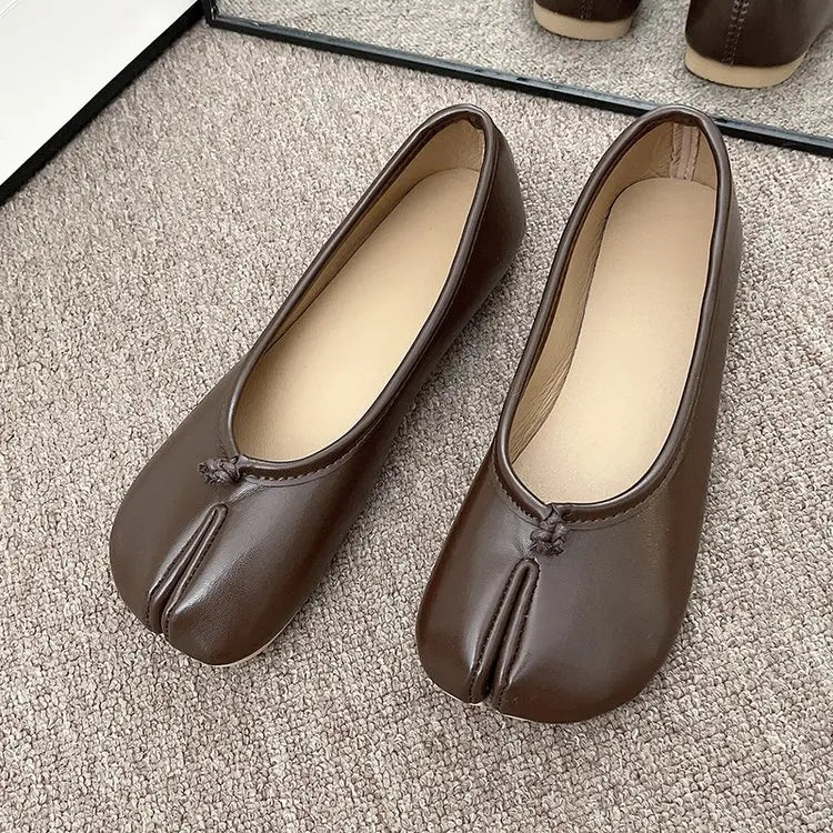 Tabi Style Leather Flats For Women Cozy Split Toe Slip On Shoes