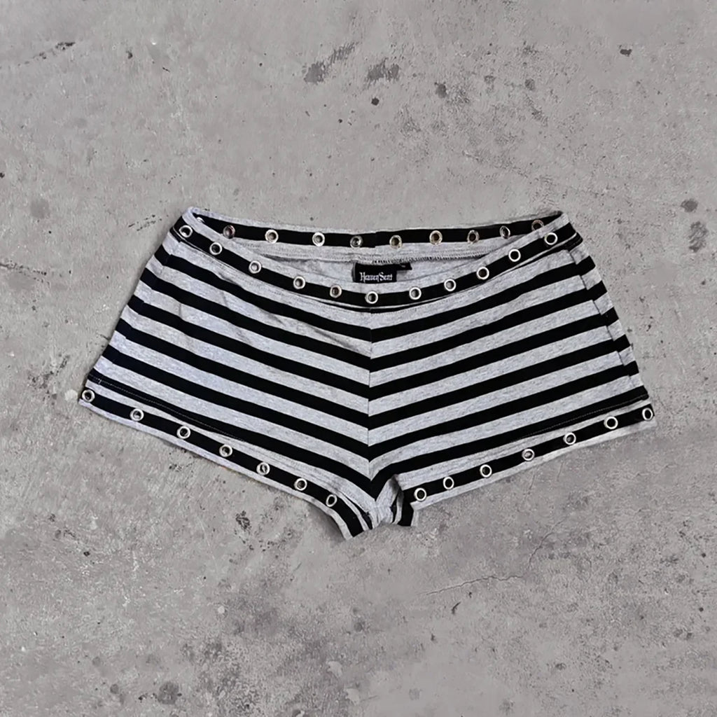 Gothic Vibe Color Blocked Shorts With Streetwear Edge