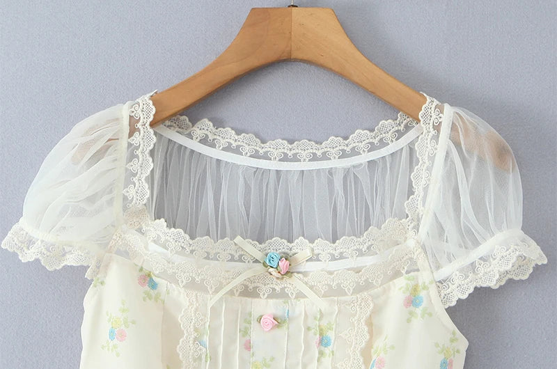 Sweet Floral Print Chic Lace Short Blouses Vintage Square Collar Puff Sleeve Slim Shirt