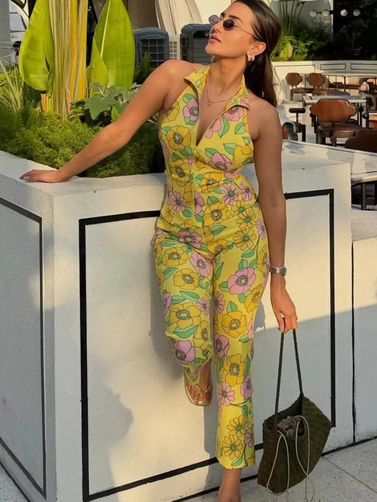 Floral Backless Halter Neck two piece Crop Top And Capris Set