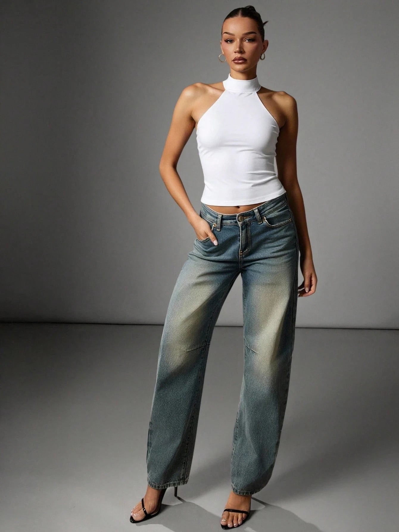 Women’s Halter Neck Backless Crop Top