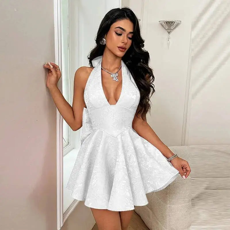 Backless Halter Evening Dress With Lace Jacquard For Elegant Special Occasions
