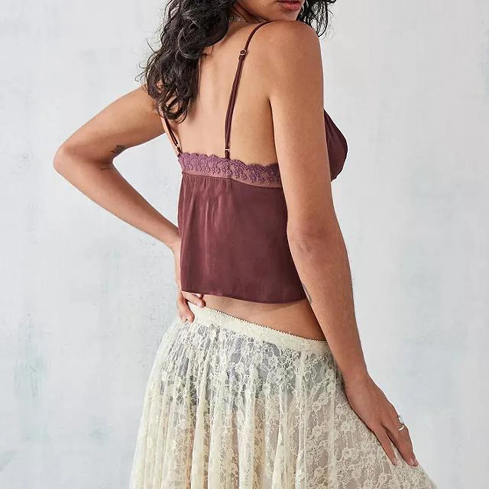 Dreamy V Neck Lace Trim Spaghetti Tank Top With Backless