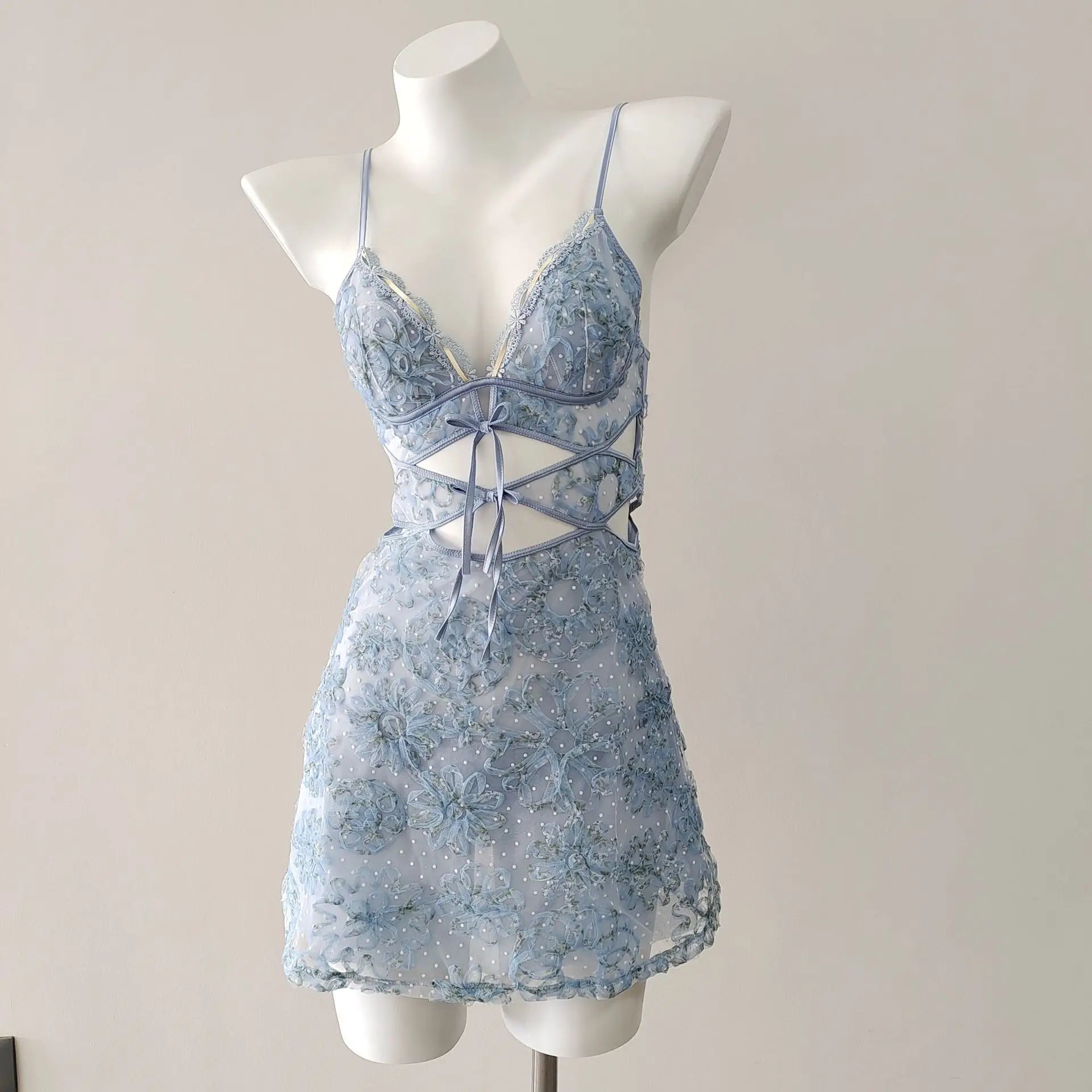 Delicate Lolita Sleepwear Nightdress Set With Flower Lace Mesh And Suspender Details