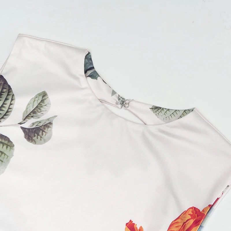 Floral Garden Maxi Dress With Round Neck Sleeveless Slim Fit Elegant Style
