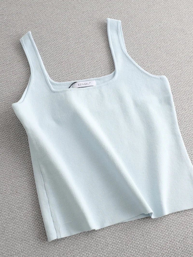 White Knit Tank With U Neck Sleeveless Summer Tee Vintage