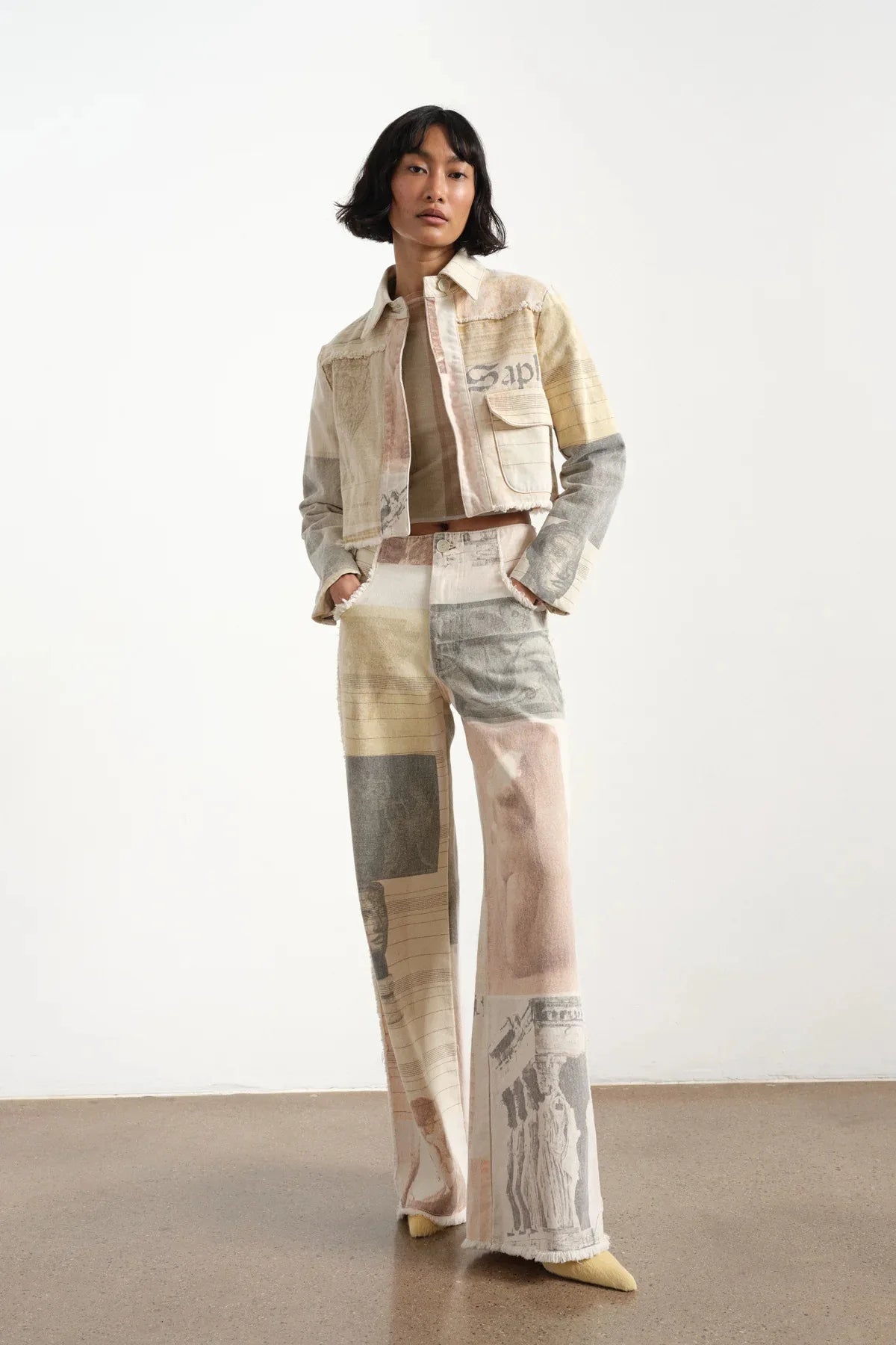 Women's Off White Wide Leg Jeans American Retro Loose Fit Printed Design Floor Length Denim Pants High Waist Trousers