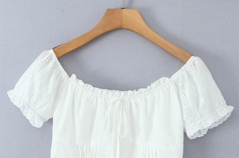 Women Sweet Lace Patchwork Bow Tied Blouses French Slash Neck Short Sleeve