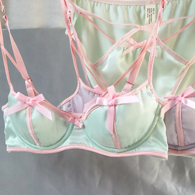 Dreamy Vintage Satin Lingerie Set With Lace Trim And Steel Ring Accents For Elegant Nightwear