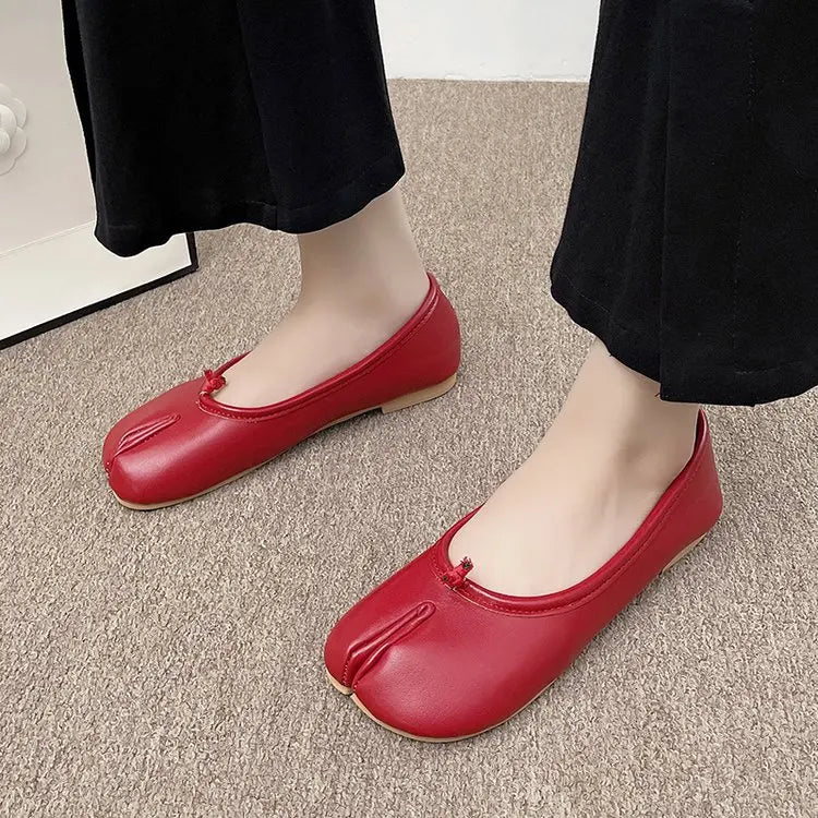 Tabi Style Leather Flats For Women Cozy Split Toe Slip On Shoes