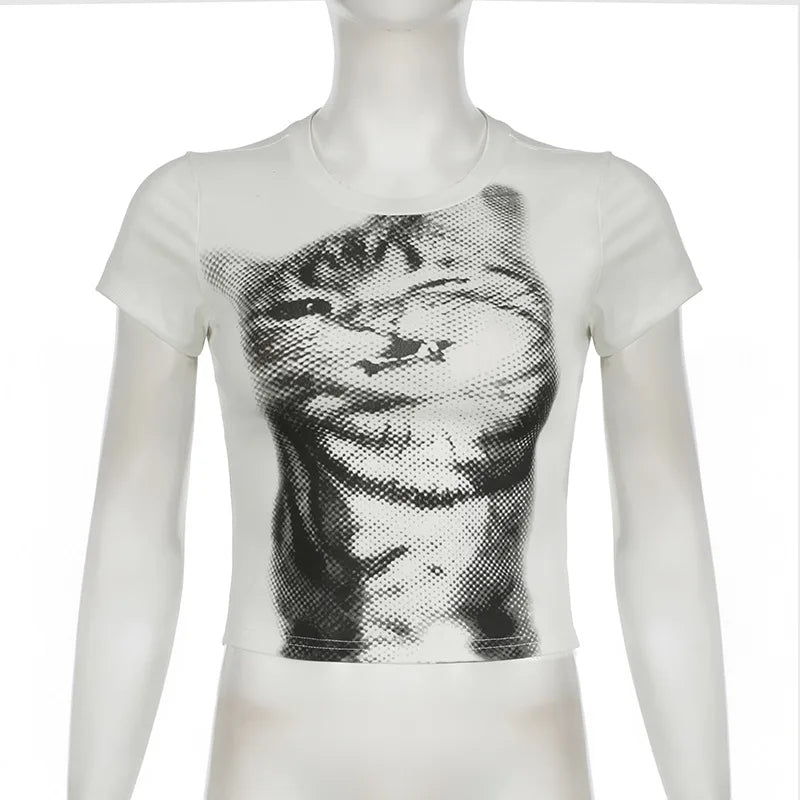 Animal Print Crop Top In White Slim Fit Crewneck Tee For Casual Vintage Vibe Everyday Chic