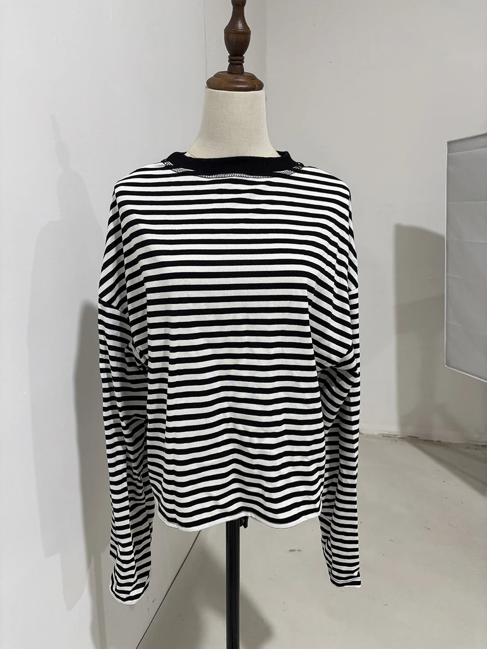 Stripe Patchwork Long Sleeve Tee for Casual Streetwear and Everyday