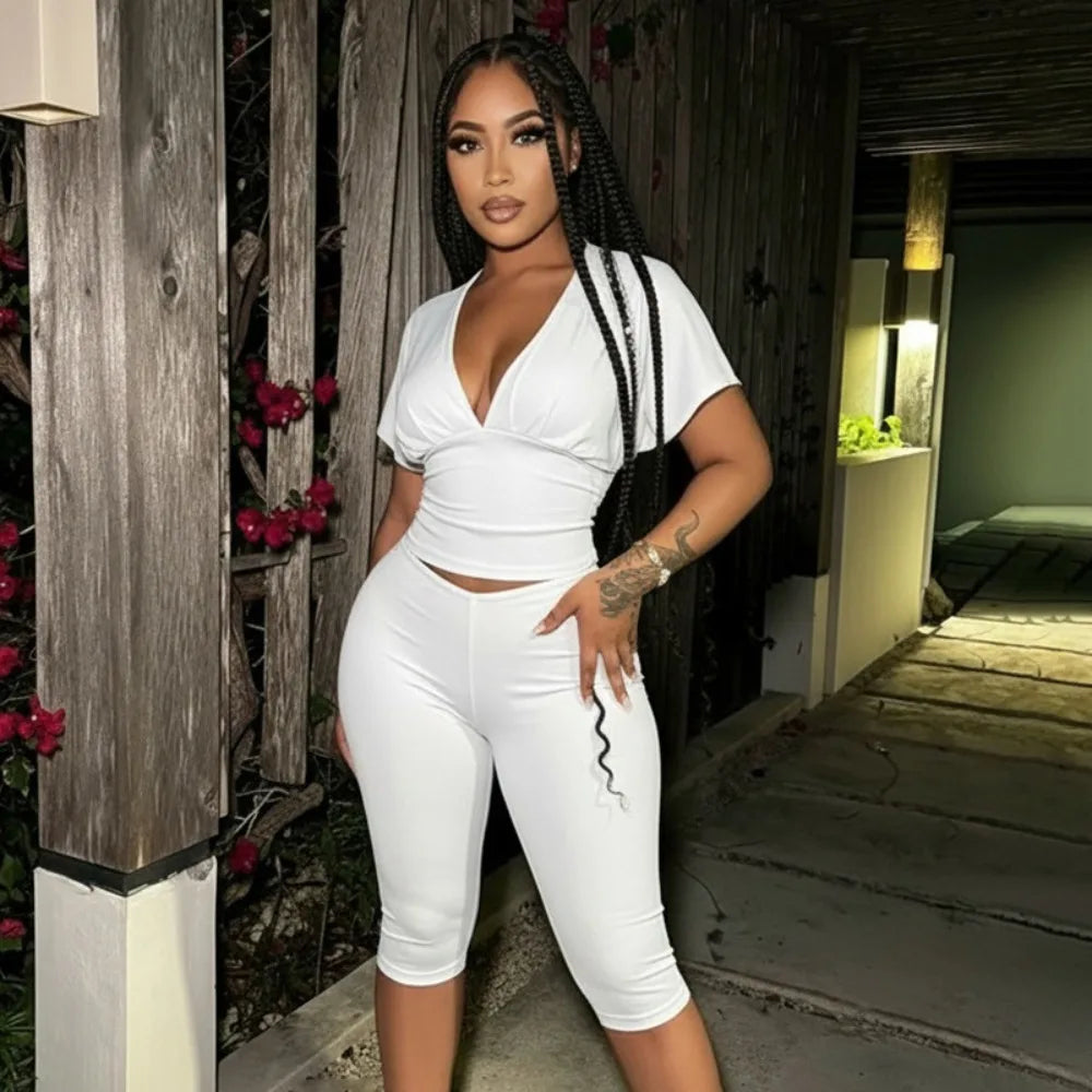 Two Piece Solid Color Set With Deep V Neck Ruched Crop Top And Capri Pants