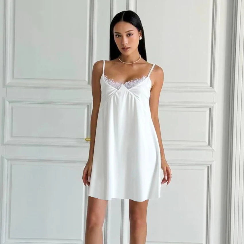 Sexy White Spaghetti Strap Short Lace Pullover Ruched Backless Nightgown