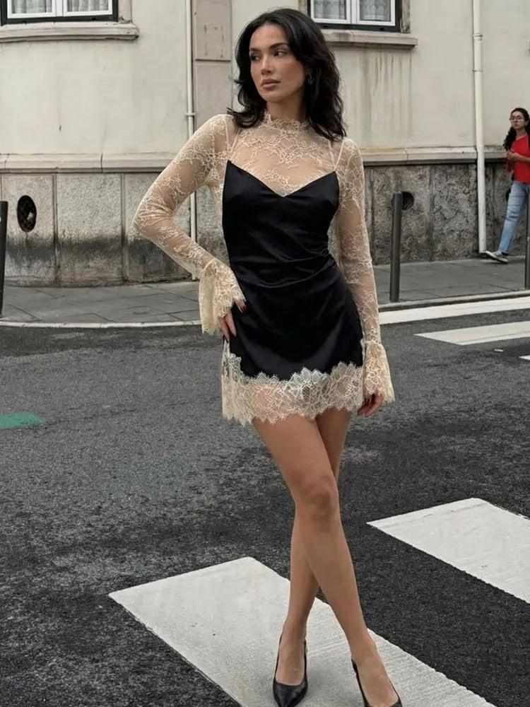Lace Patchwork Mini Dress With Vintage Contrast Slim Long Sleeves