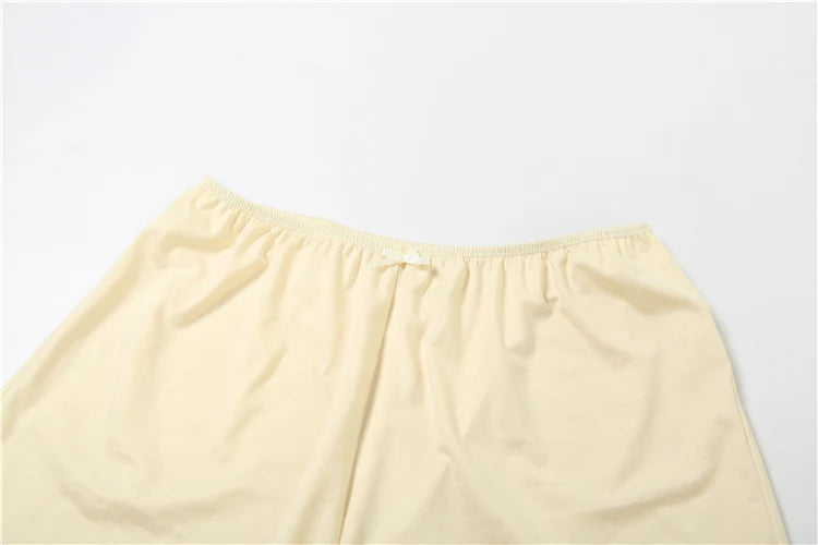 Sexy Bow 2-Piece Set Women Low Chest Backless Camisole+Shorts
