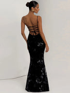 Chic Floral Embroidered Backless Maxi Dress With Low Neck And Crossback