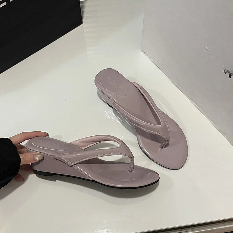Elevated Water Resistant Flip Flops For Women Soft Sole Casual Slippers