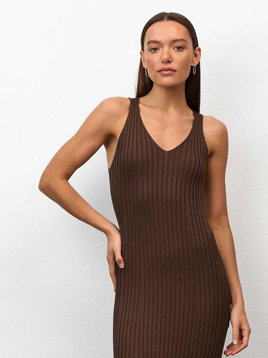 Sleeveless Knitted Dress With Wide Shoulder Straps Inner Long Skirt