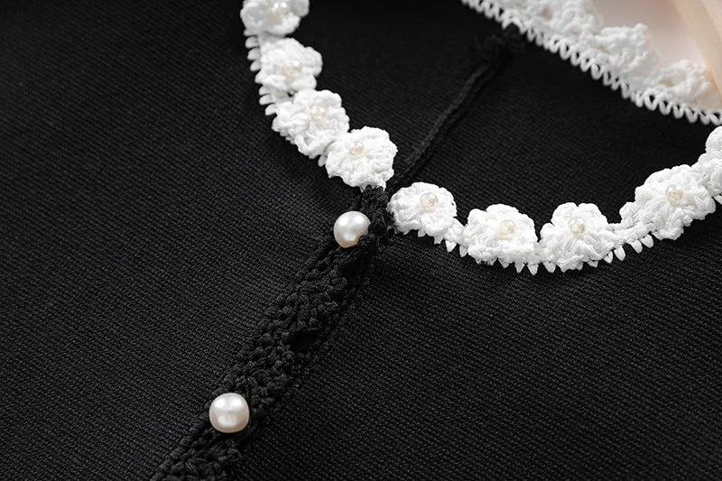 Black And White Skirt Set For Women With Elegant Contrast Design