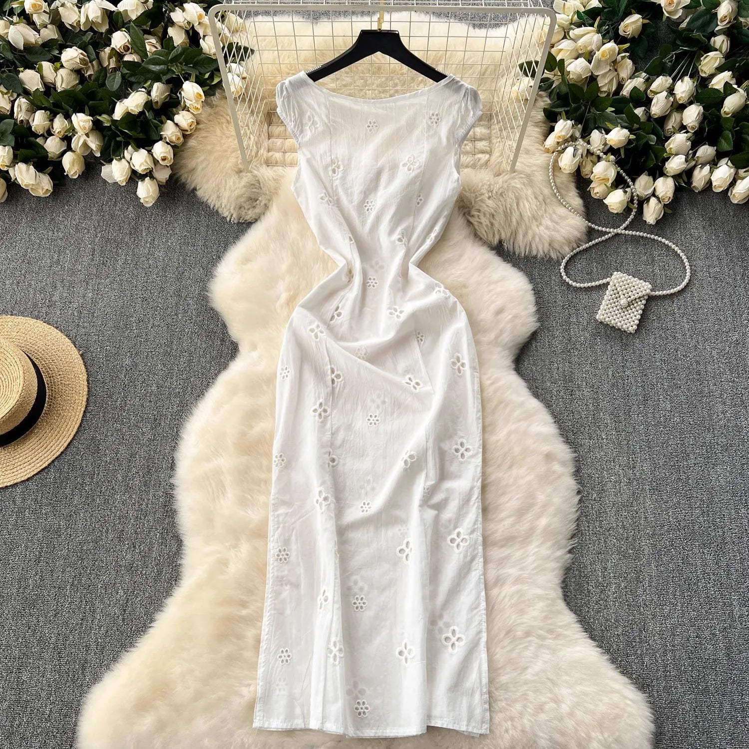 Elegant White V Neck Bodycon Dress With Hollow Out Detailing