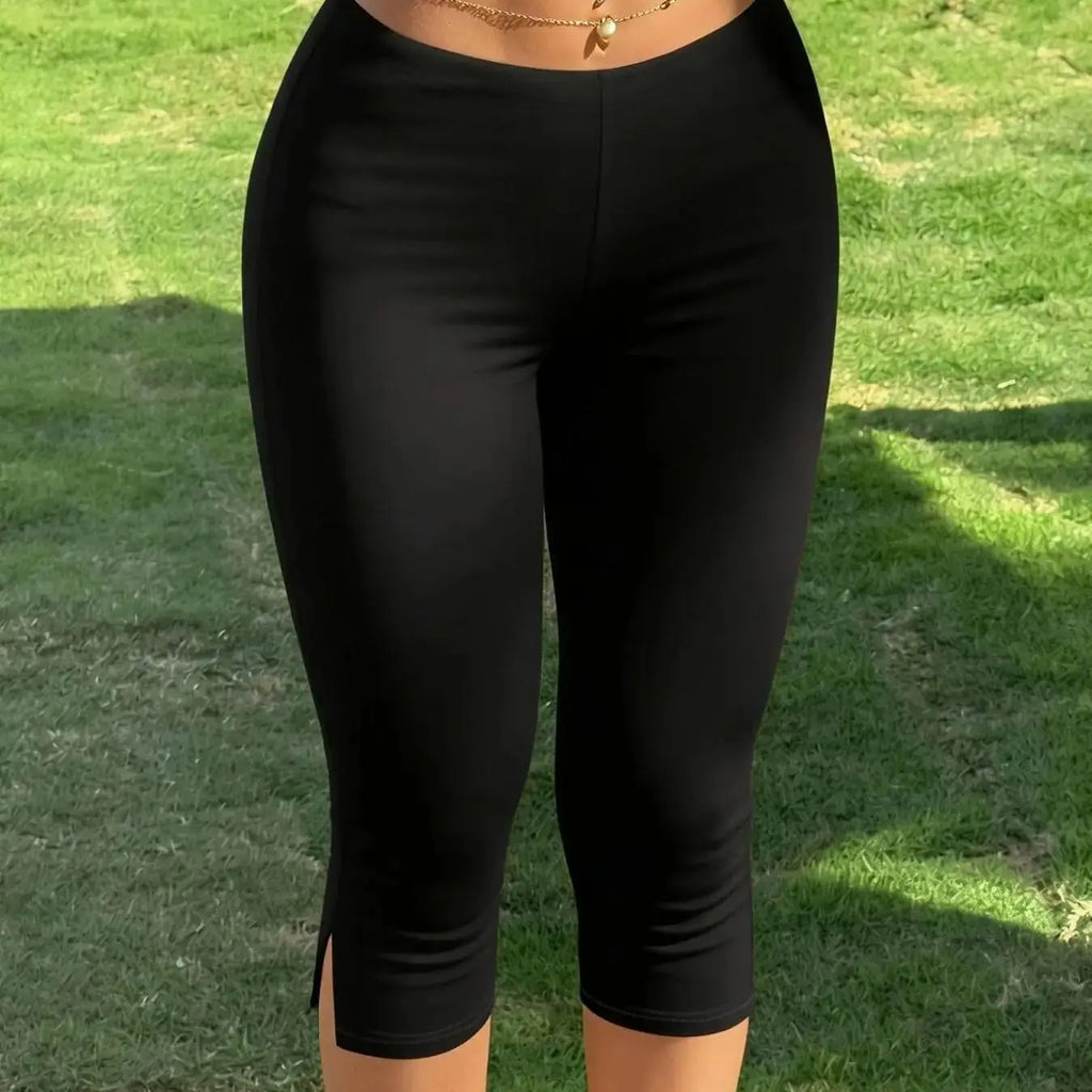 Women's Y2K Street Style Black Slim Fit Capri Pants Side Slit Design