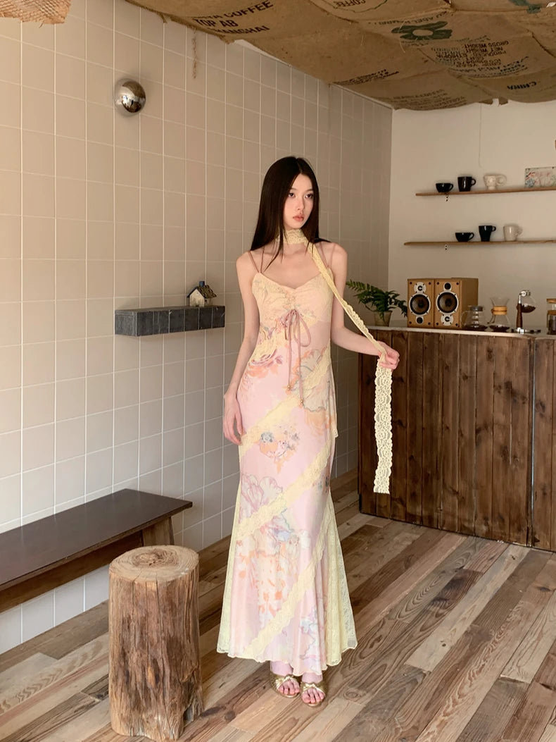 Romantic Floral Lace Long Mermaid Dress With Backless Silhouette