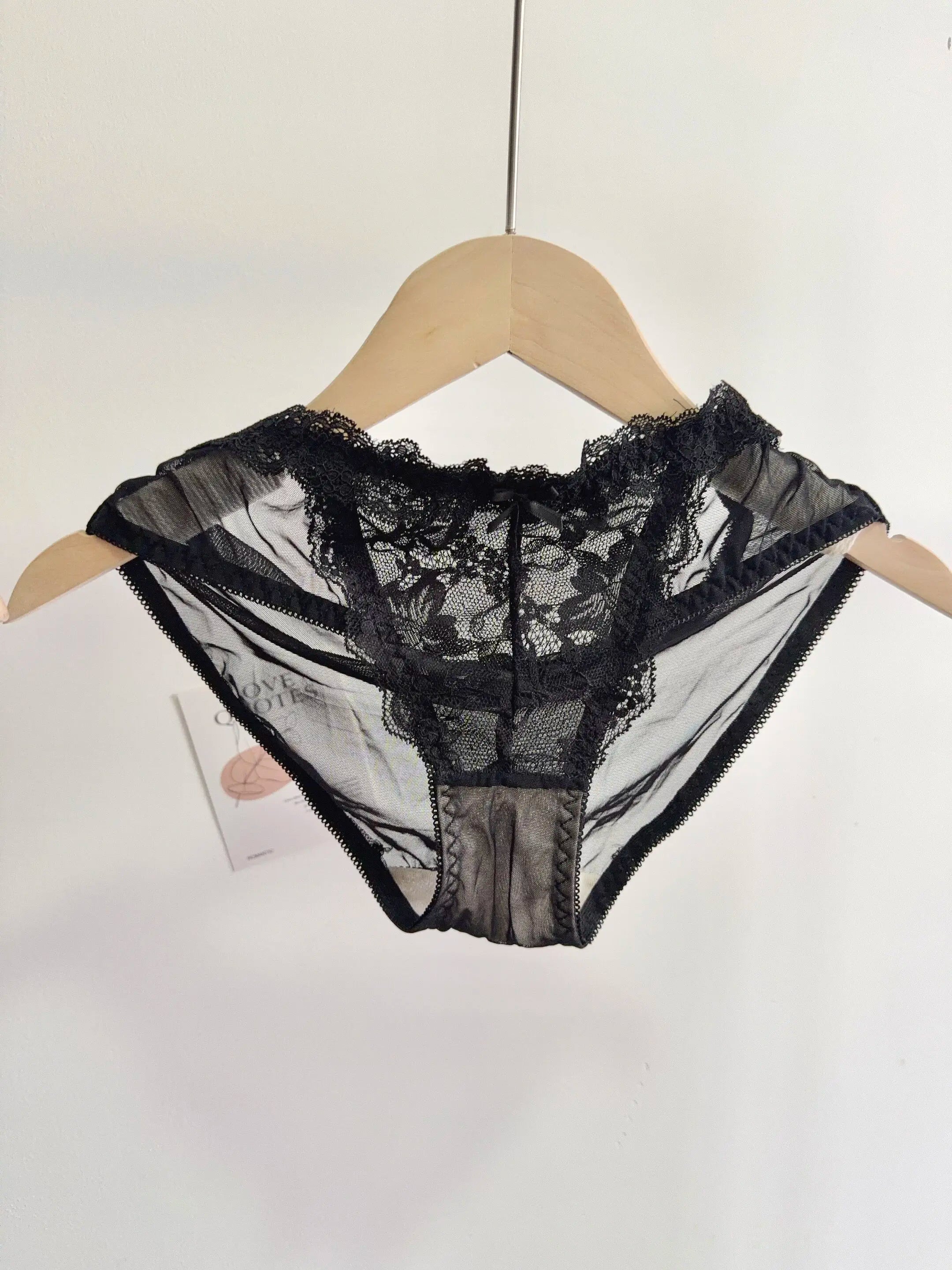 Lace Front Closure Lingerie Set For Women Wirefree Push Up Bra Delicate Straps Lightweight Comfort