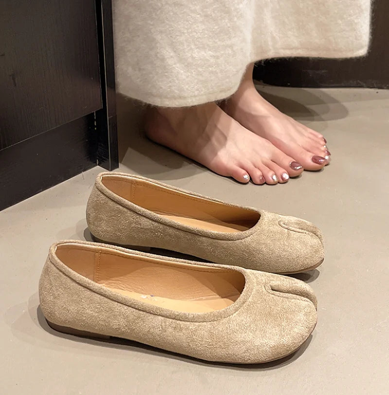 Tabi Style Leather Flats For Women Cozy Split Toe Slip On Shoes